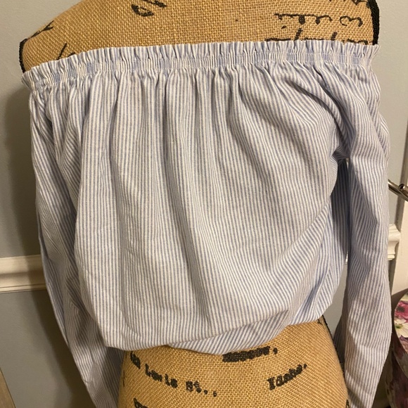 Brandy Melville blue and white pin stripe long sleeve off the shoulder top - Picture 2 of 3